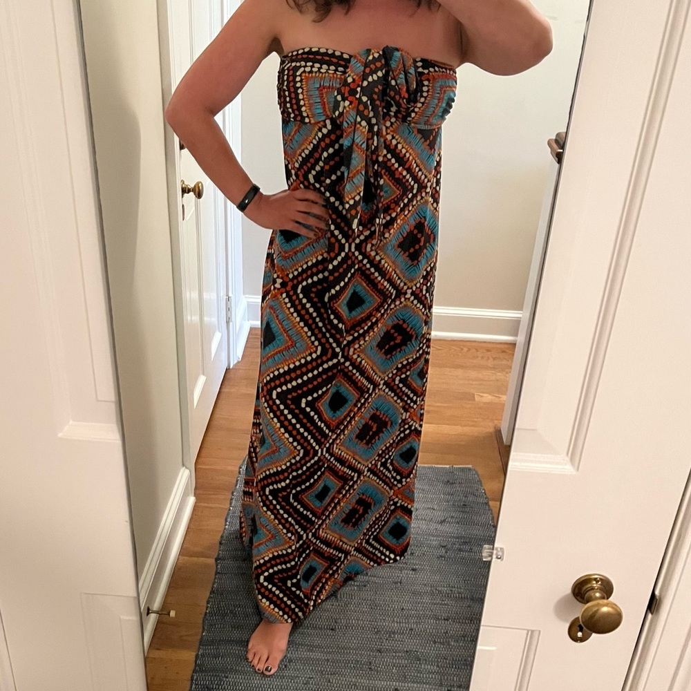 Xhilaration Strapless Maxi Dress. Size M.